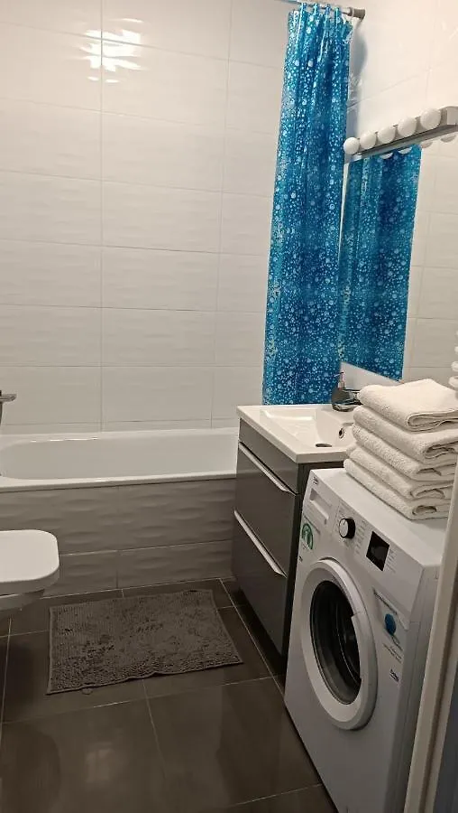 Apartment Z Ogrodkiem Na Warszawskiej Woli Warsaw